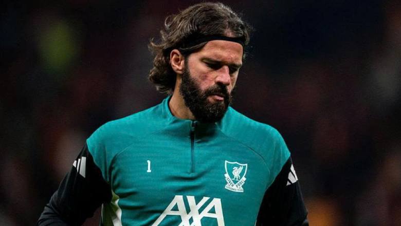 Expensive goalkeeper in the world: &euro;80M Record Fee That Stunned Fans and Changed Football - Ảnh 2