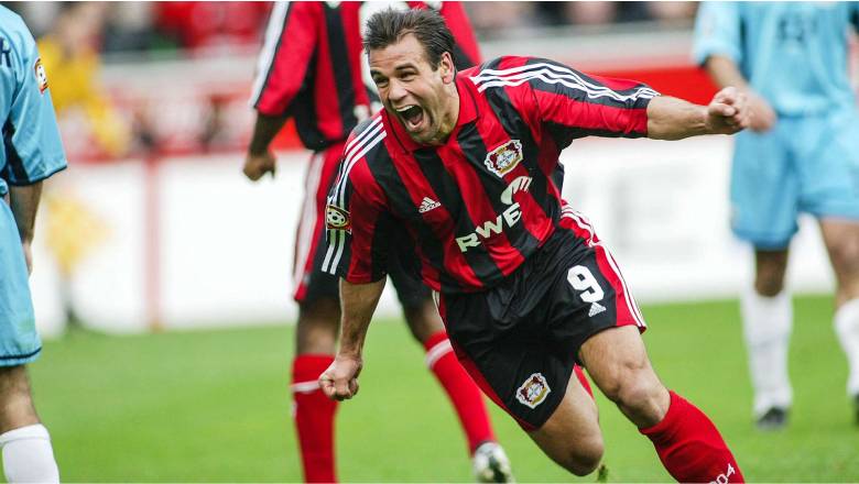 Bundesliga top goal scorers: The greatest goal-scoring legends in history - Ảnh 2