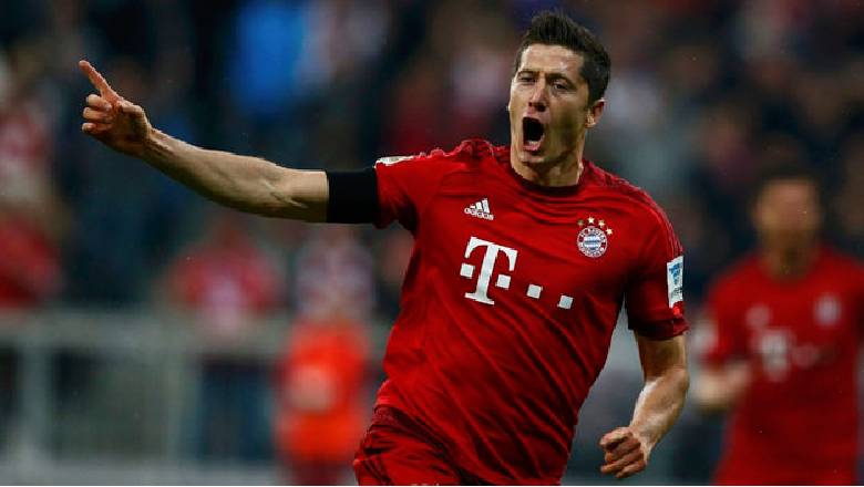 Reliving every epic record: The fastest Bundesliga hat trick - Ảnh 1